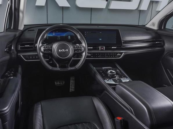 Kia Sportage V с пробегом 2023 года, цена 4 050 000 рублей, 38942 км, внедорожник, Автокод Объявления
