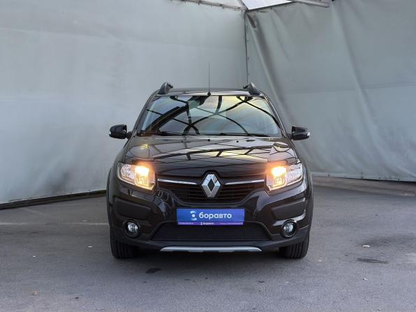 Renault Sandero II с пробегом 2015 года, цена 1 050 000 рублей, 72766 км, хэтчбек, Автокод Объявления