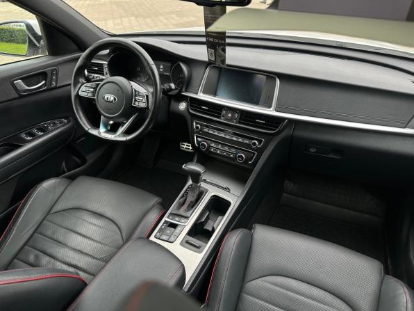 Kia Optima IV Рестайлинг с пробегом 2018 года, цена 1 800 000 рублей, 280000 км, седан, Автокод Объявления