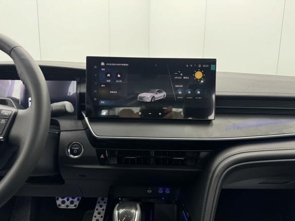 Toyota Camry IX (XV80) China Market с пробегом 2026 года, цена 4 360 000 рублей, 24 км, седан, Автокод Объявления