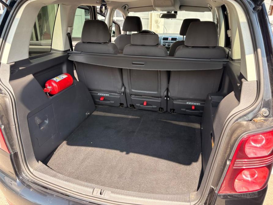 Volkswagen Touran I Рестайлинг Ростов-на-Дону  - изображение 23