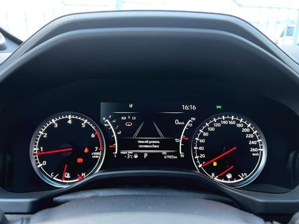 Toyota Land Cruiser 300 Series с пробегом 2022 года, цена 11 610 000 рублей, 67907 км, внедорожник, Автокод Объявления
