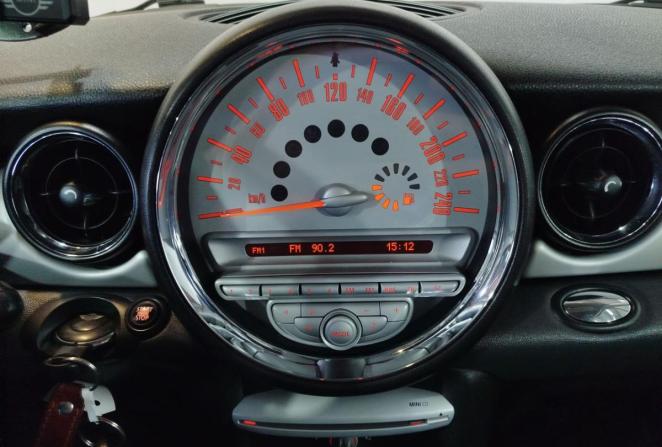 Mini Hatch II (R56) с пробегом 2007 года, цена 690 000 рублей, 273110 км, хэтчбек, Автокод Объявления