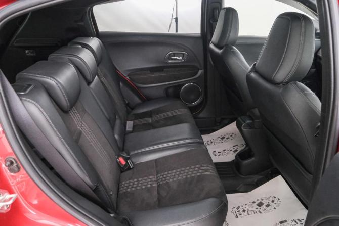 Honda Vezel I с пробегом 2018 года, цена 1 699 000 рублей, 98000 км, внедорожник, Автокод Объявления