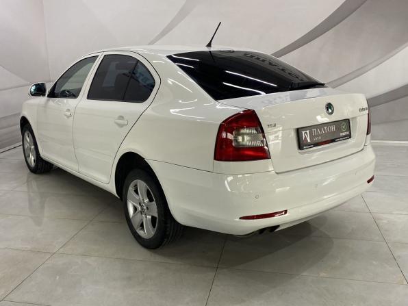 Skoda Octavia II (A5) Рестайлинг с пробегом 2011 года, цена 645 000 рублей, 164500 км, лифтбек, Автокод Объявления