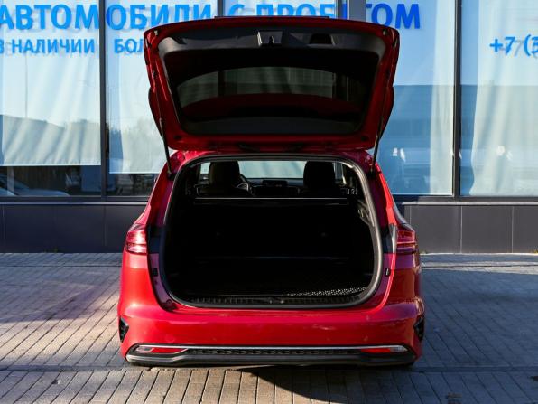 Kia Ceed III с пробегом 2019 года, цена 1 925 000 рублей, 96726 км, универсал, Автокод Объявления