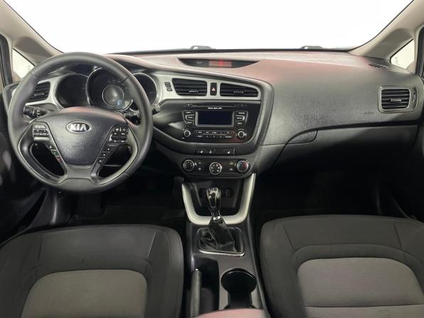 Kia Ceed II с пробегом 2013 года, цена 826 000 рублей, 198853 км, хэтчбек, Автокод Объявления