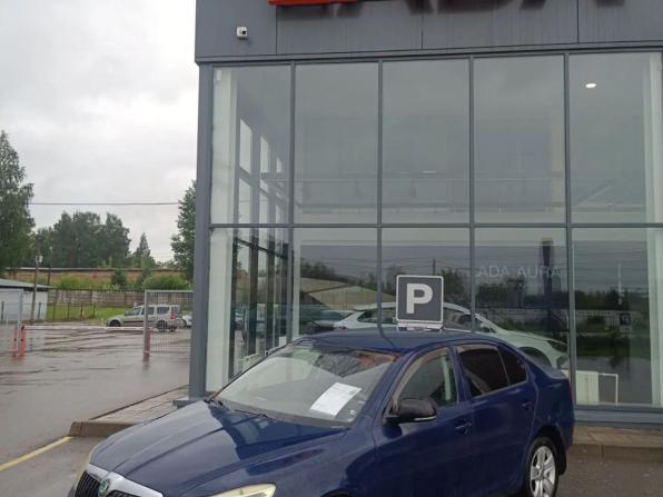 Skoda Octavia II (A5) Рестайлинг с пробегом 2011 года, цена 569 800 рублей, 214793 км, лифтбек, Автокод Объявления