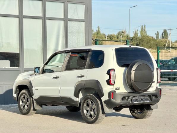 Lada (ВАЗ) Niva Travel I с пробегом 2023 года, цена 1 140 000 рублей, 42336 км, внедорожник, Автокод Объявления
