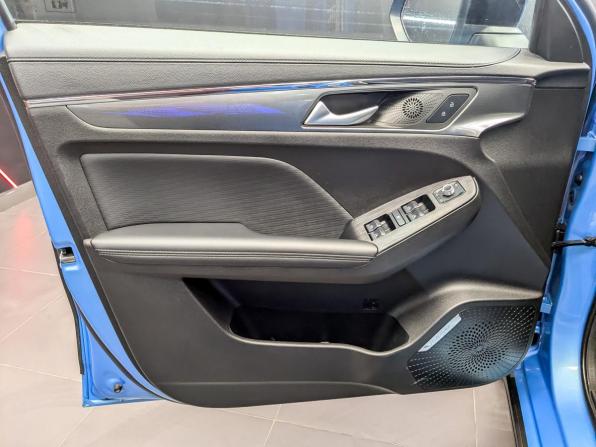 Haval Jolion I Рестайлинг с пробегом 2024 года, цена 2 200 000 рублей, 39316 км, внедорожник, Автокод Объявления