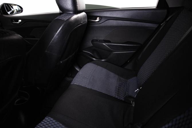 Hyundai Solaris II с пробегом 2018 года, цена 1 069 000 рублей, 209000 км, седан, Автокод Объявления