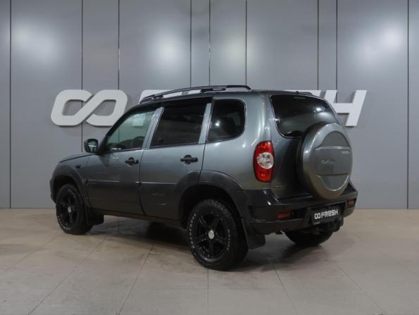 Chevrolet Niva I Рестайлинг с пробегом 2018 года, цена 836 400 рублей, 72357 км, внедорожник, Автокод Объявления