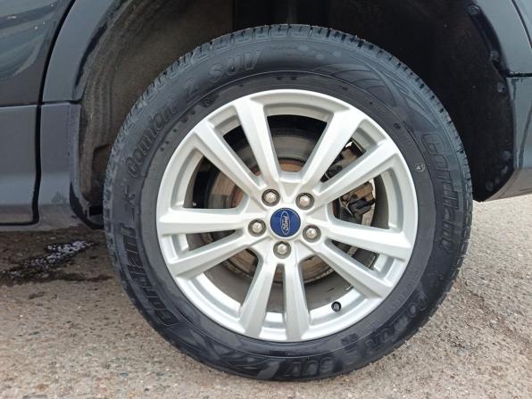 Ford Kuga II Рестайлинг с пробегом 2018 года, цена 1 599 000 рублей, 167850 км, внедорожник, Автокод Объявления