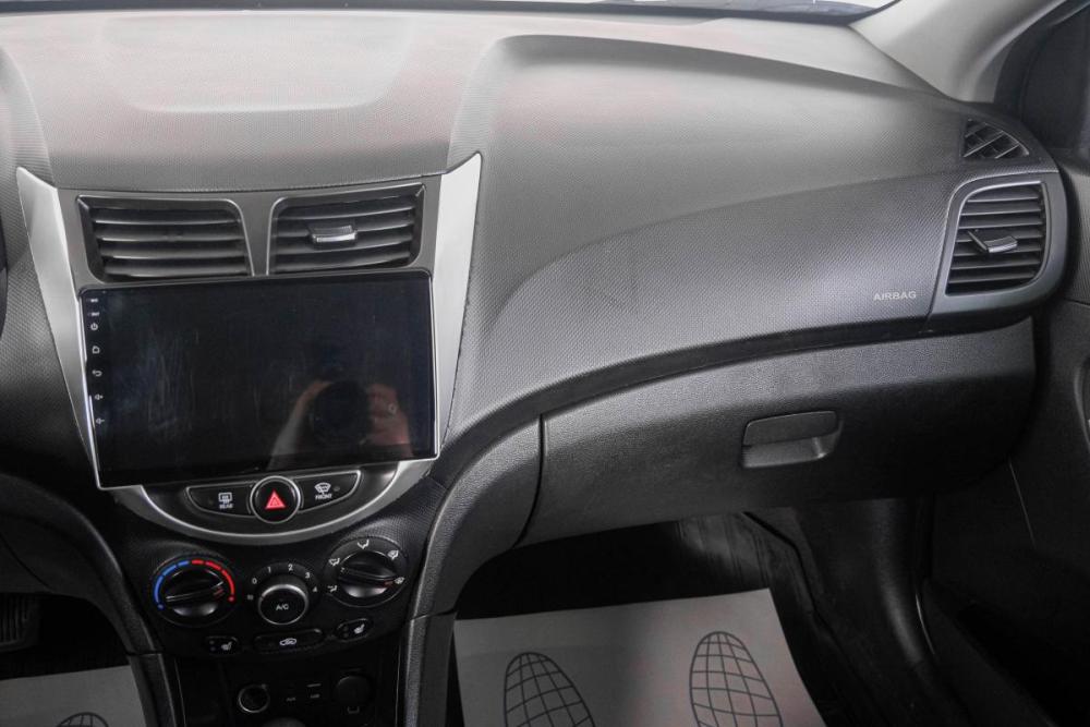 Hyundai Solaris I Рестайлинг Кемерово  - изображение 15
