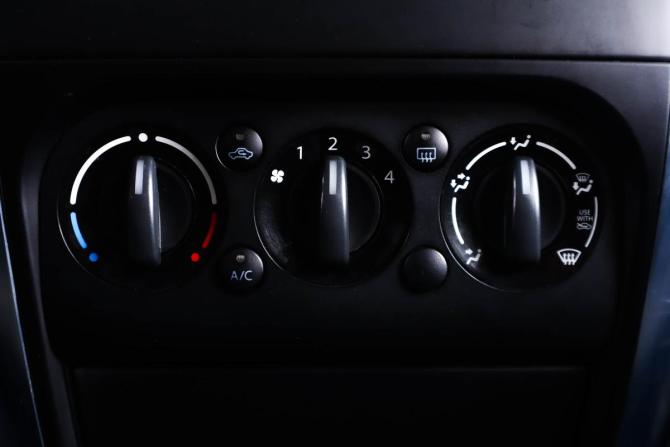 Suzuki SX4 I (Classic) Рестайлинг с пробегом 2012 года, цена 859 000 рублей, 140360 км, хэтчбек, Автокод Объявления