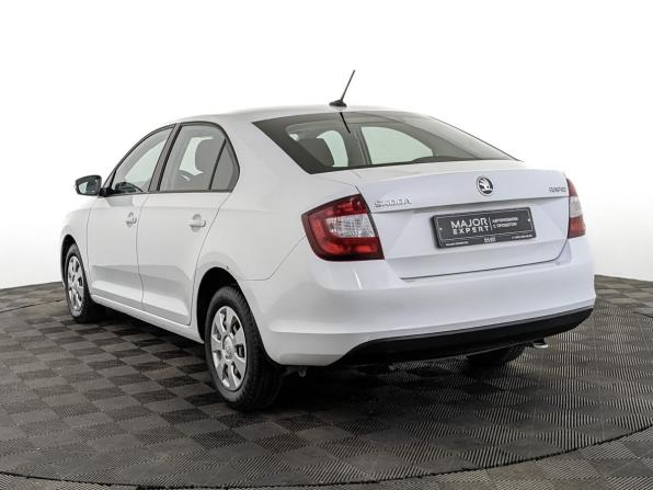 Skoda Rapid I Рестайлинг с пробегом 2019 года, цена 900 000 рублей, 113509 км, лифтбек, Автокод Объявления