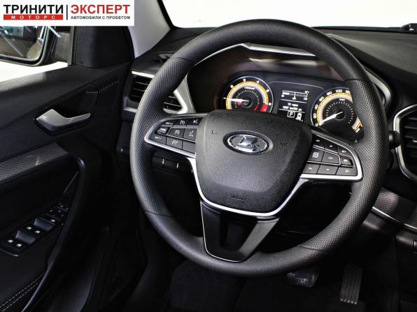 Lada (ВАЗ) Vesta I Рестайлинг (NG) с пробегом 2024 года, цена 1 397 000 рублей, 15941 км, седан, Автокод Объявления