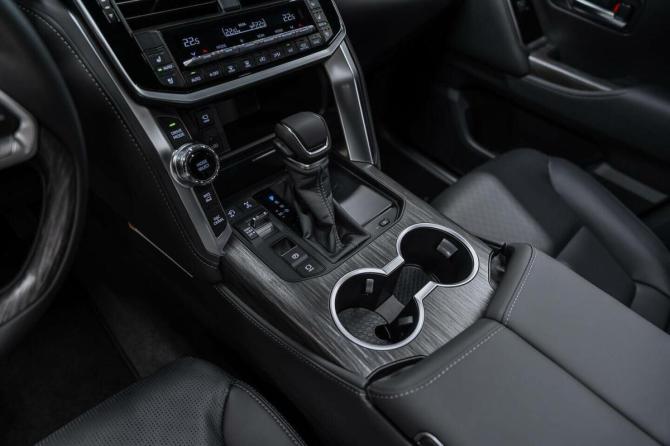 Новый Toyota Land Cruiser 300 Series 2026 года, цена 13 990 000 рублей, внедорожник, Автокод Объявления