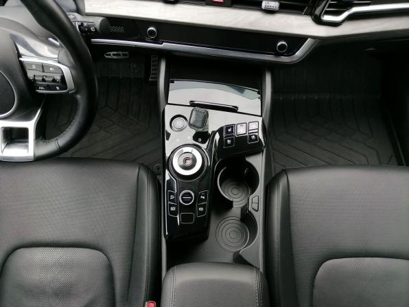 Kia Sportage V с пробегом 2023 года, цена 3 400 000 рублей, 95179 км, внедорожник, Автокод Объявления