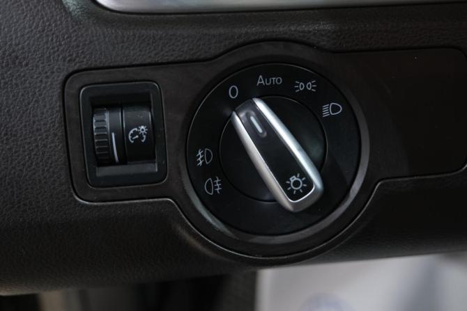 Volkswagen Passat B7 с пробегом 2011 года, цена 999 000 рублей, 371000 км, седан, Автокод Объявления