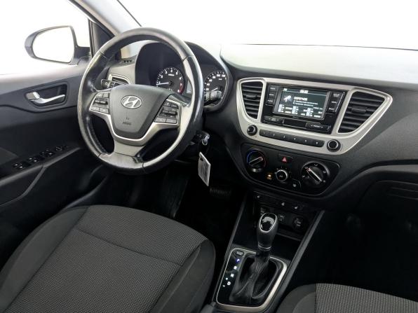 Hyundai Solaris II с пробегом 2019 года, цена 1 100 000 рублей, 158056 км, седан, Автокод Объявления