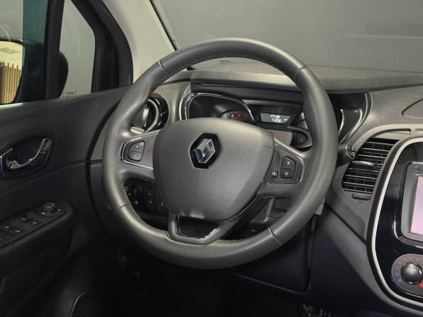 Renault Kaptur I с пробегом 2017 года, цена 1 988 000 рублей, 47130 км, внедорожник, Автокод Объявления