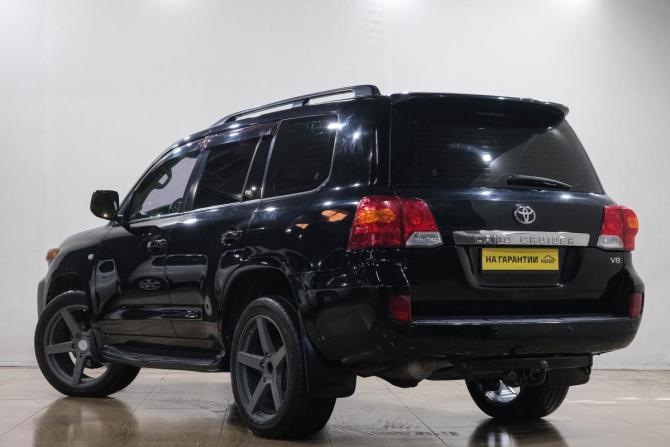 Toyota Land Cruiser 200 Series с пробегом 2009 года, цена 2 949 000 рублей, 357000 км, внедорожник, Автокод Объявления