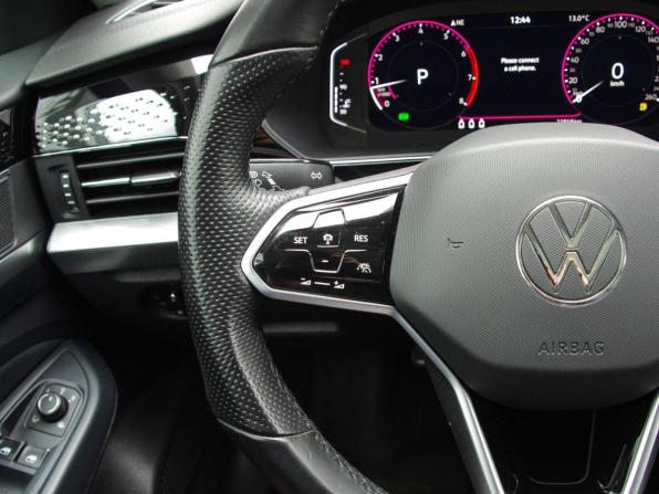 Volkswagen Passat B8 Рестайлинг с пробегом 2023 года, цена 3 550 000 рублей, 22856 км, седан, Автокод Объявления
