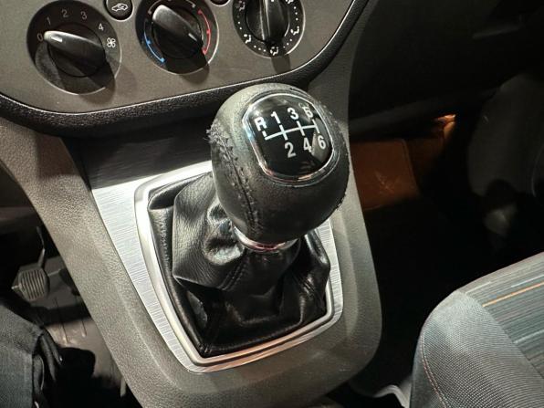 Ford C-MAX I с пробегом 2007 года, цена 405 000 рублей, 281206 км, минивэн, Автокод Объявления