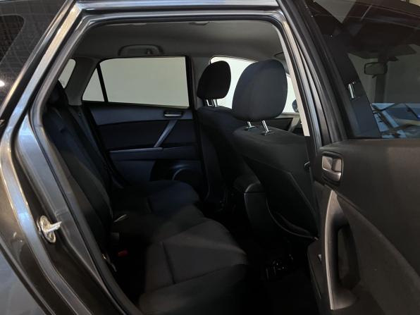 Mazda 3 II (BL) Рестайлинг с пробегом 2012 года, цена 800 000 рублей, 139787 км, хэтчбек, Автокод Объявления