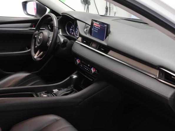 Mazda 6 III (GJ) Рестайлинг 2 с пробегом 2019 года, цена 2 350 000 рублей, 107920 км, седан, Автокод Объявления