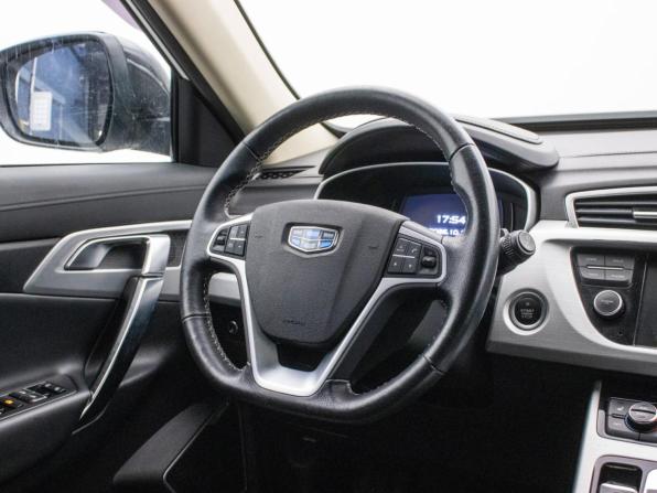 Geely Atlas I с пробегом 2018 года, цена 1 020 000 рублей, 203001 км, внедорожник, Автокод Объявления