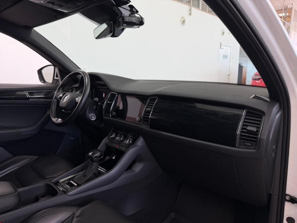 Skoda Kodiaq I с пробегом 2021 года, цена 3 800 000 рублей, 66157 км, внедорожник, Автокод Объявления