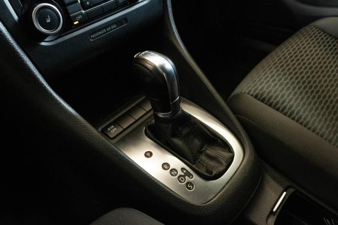 Volkswagen Golf VI с пробегом 2011 года, цена 870 000 рублей, 227945 км, хэтчбек, Автокод Объявления