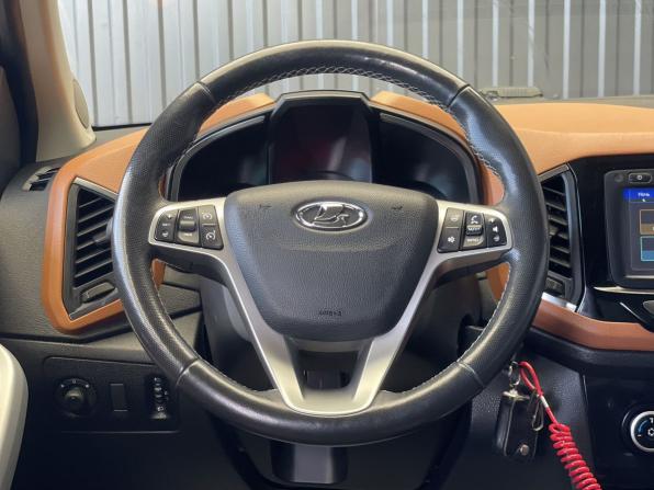 Lada (ВАЗ) XRAY I с пробегом 2019 года, цена 947 000 рублей, 145933 км, хэтчбек, Автокод Объявления