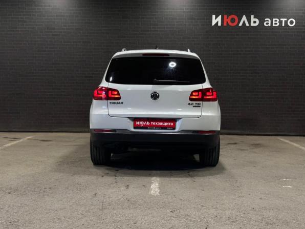Volkswagen Tiguan I Рестайлинг с пробегом 2013 года, цена 1 240 000 рублей, 265044 км, внедорожник, Автокод Объявления