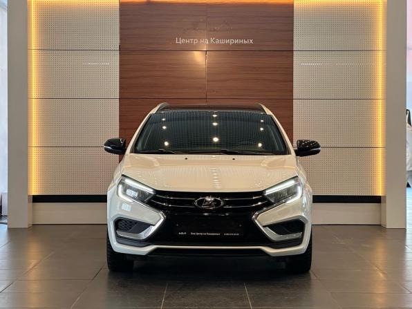 Lada (ВАЗ) Vesta I Рестайлинг (NG) с пробегом 2024 года, цена 1 399 900 рублей, 11254 км, универсал, Автокод Объявления