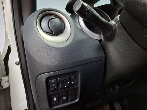 Nissan Juke I с пробегом 2014 года, цена 949 000 рублей, 163162 км, внедорожник, Автокод Объявления
