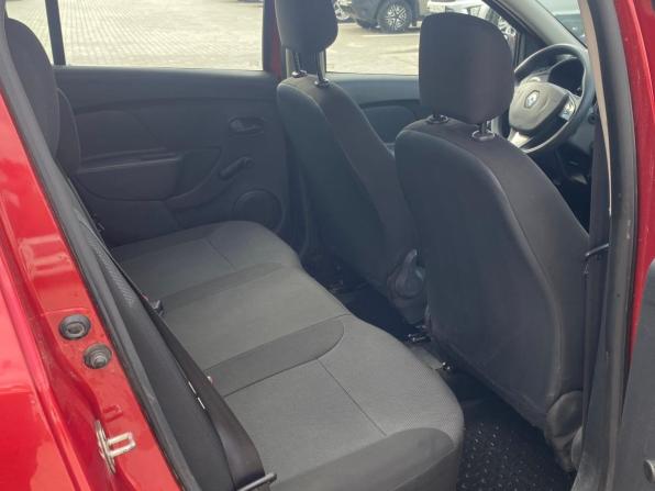 Renault Sandero II с пробегом 2014 года, цена 685 000 рублей, 116407 км, хэтчбек, Автокод Объявления