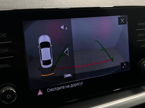 Skoda Rapid II с пробегом 2021 года, цена 1 996 000 рублей, 48743 км, лифтбек, Автокод Объявления