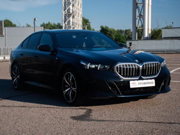 BMW 5 серии VIII (G60/G61/G68) с пробегом 2024 года, цена 7 650 000 рублей, 21184 км, седан, Автокод Объявления