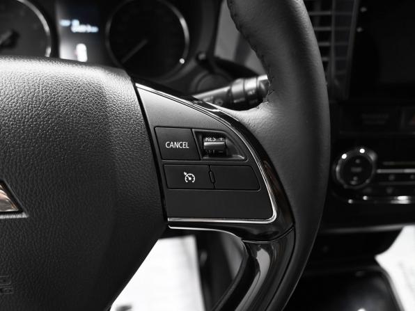 Mitsubishi Outlander III Рестайлинг 2 с пробегом 2017 года, цена 1 845 000 рублей, 156996 км, внедорожник, Автокод Объявления