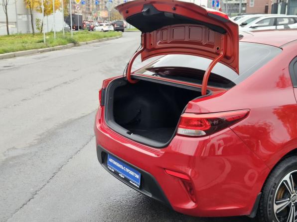 Kia Rio IV с пробегом 2017 года, цена 1 070 000 рублей, 79570 км, седан, Автокод Объявления