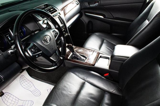 Toyota Camry VII (XV50) Рестайлинг с пробегом 2016 года, цена 2 499 000 рублей, 155000 км, седан, Автокод Объявления
