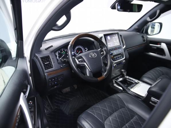 Toyota Land Cruiser 200 Series Рестайлинг 2 с пробегом 2016 года, цена 7 190 000 рублей, 178600 км, внедорожник, Автокод Объявления