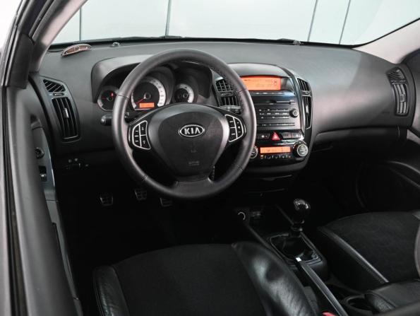 Kia Ceed I с пробегом 2008 года, цена 579 000 рублей, 321495 км, хэтчбек, Автокод Объявления