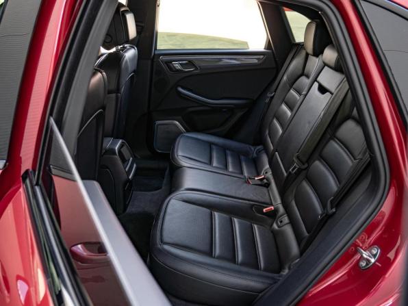 Porsche Macan I с пробегом 2015 года, цена 2 960 000 рублей, 176544 км, внедорожник, Автокод Объявления