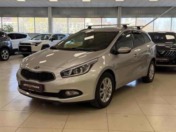 Kia Ceed II с пробегом 2012 года, цена 829 000 рублей, 147455 км, универсал, Автокод Объявления