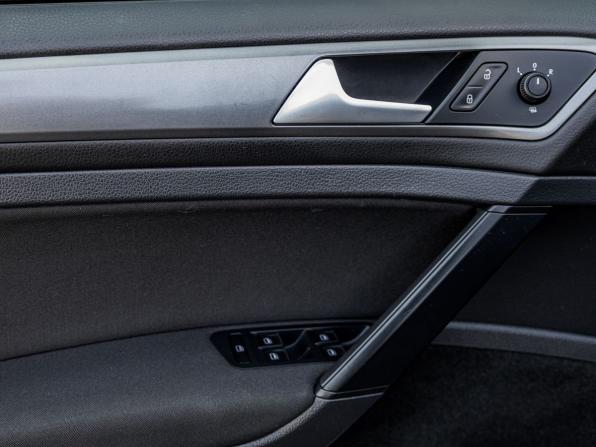 Volkswagen Golf VII с пробегом 2014 года, цена 1 470 686 рублей, 74300 км, хэтчбек, Автокод Объявления