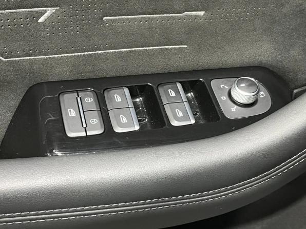 Geely Monjaro I с пробегом 2024 года, цена 3 495 000 рублей, 34546 км, внедорожник, Автокод Объявления